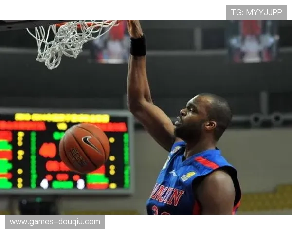 斗球nba直播官网官方平台介绍，提供高清流畅的NBA比赛直播服务